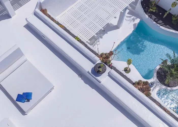 Guajara Piscina Climatiz Jacuzzi 714 * Κοραλέχο